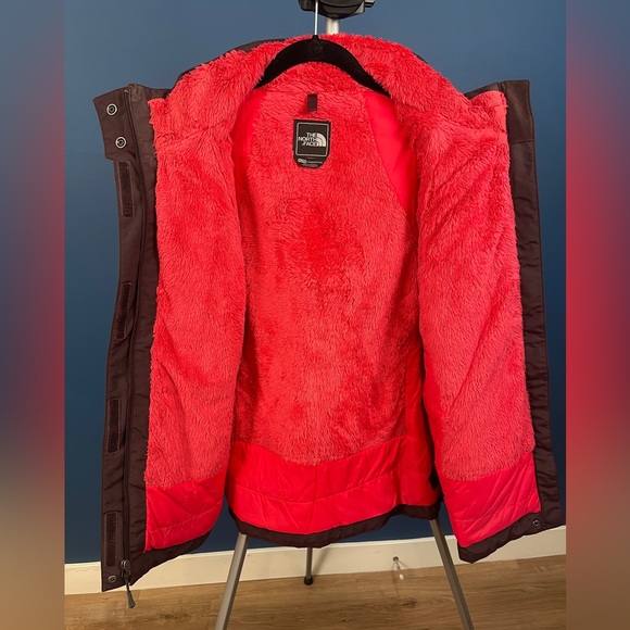 North Face Winter ski jacket - Picture 5 of 6